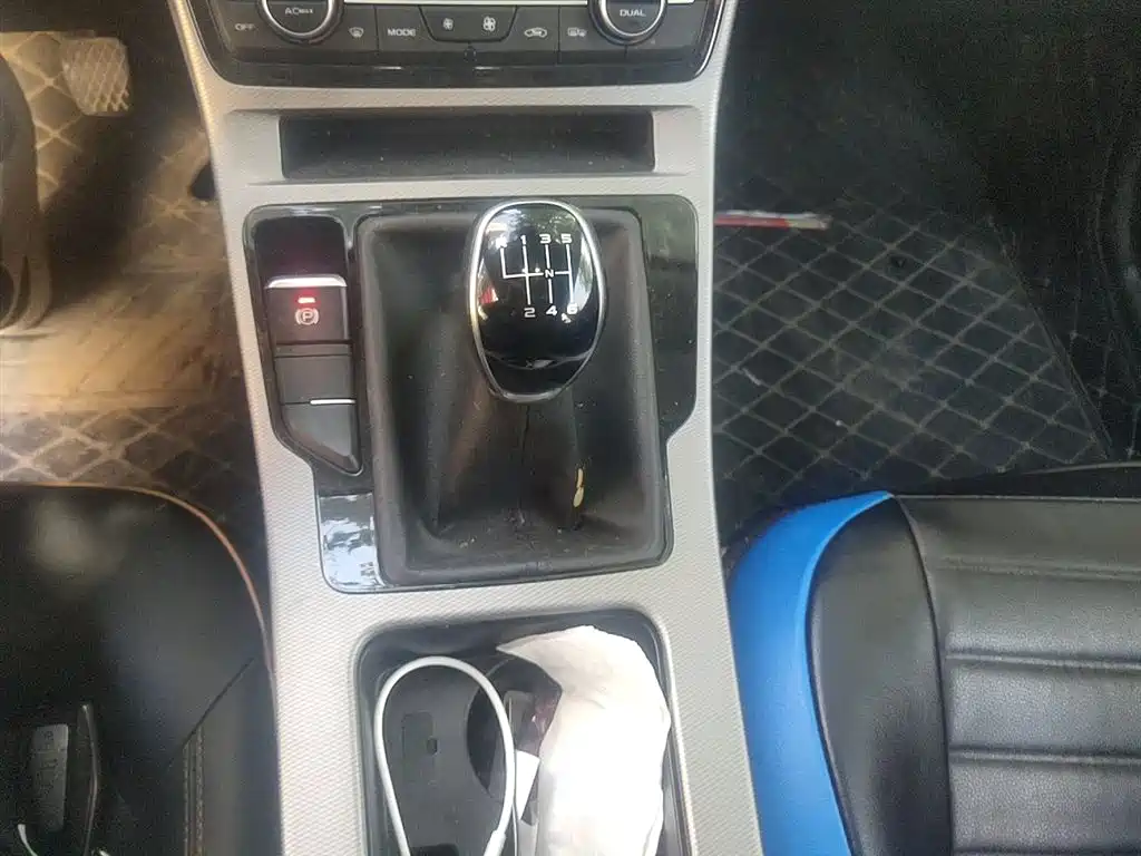 Geely Emgrand GL