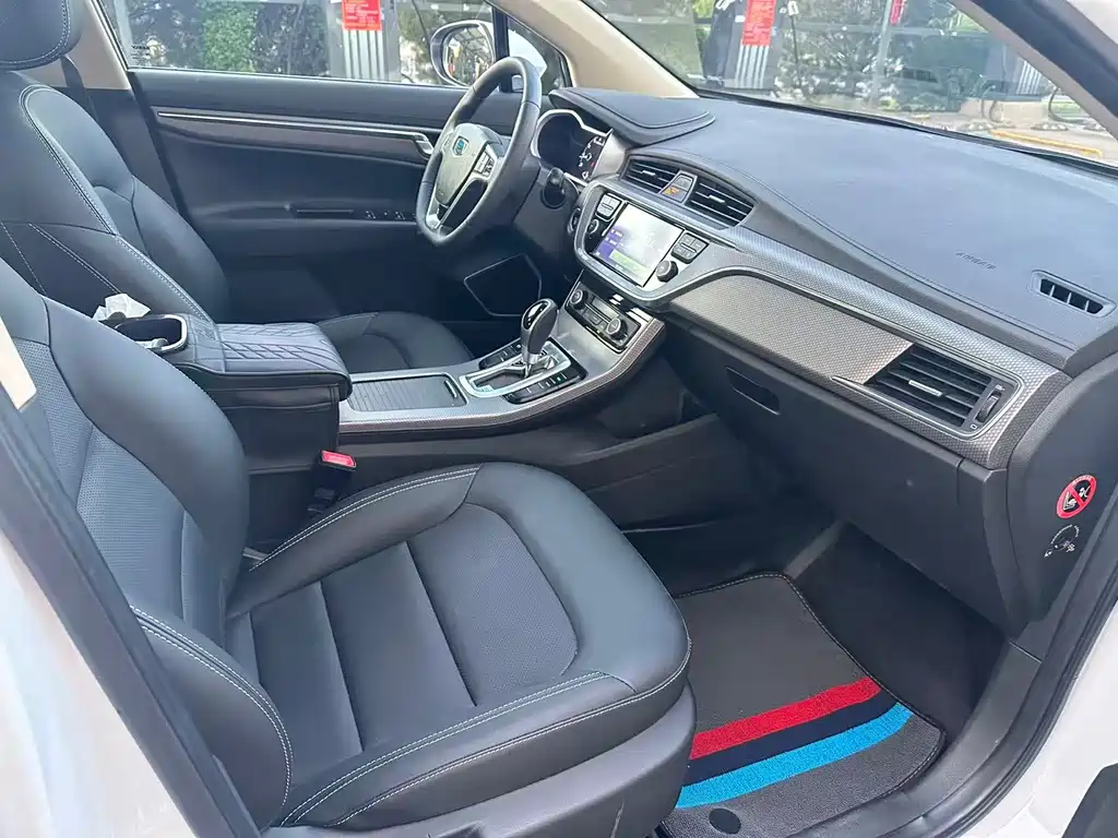 Geely Emgrand GS