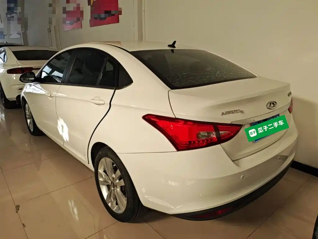 Chery Arrizo 5