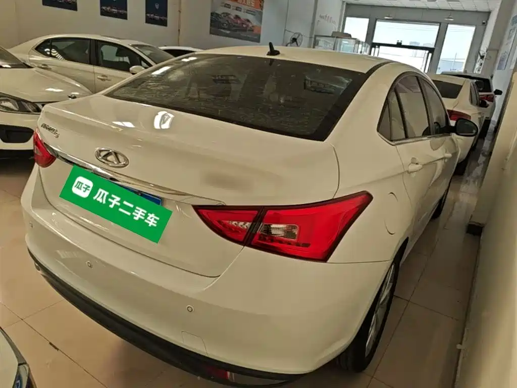 Chery Arrizo 5