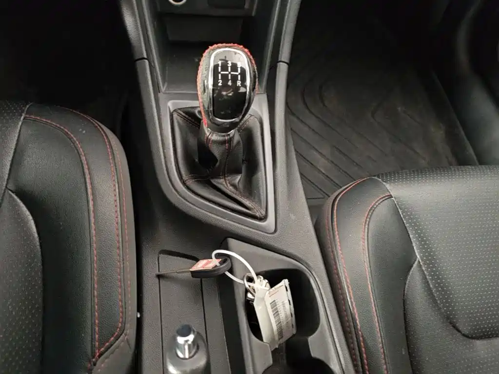 Chery Arrizo 5