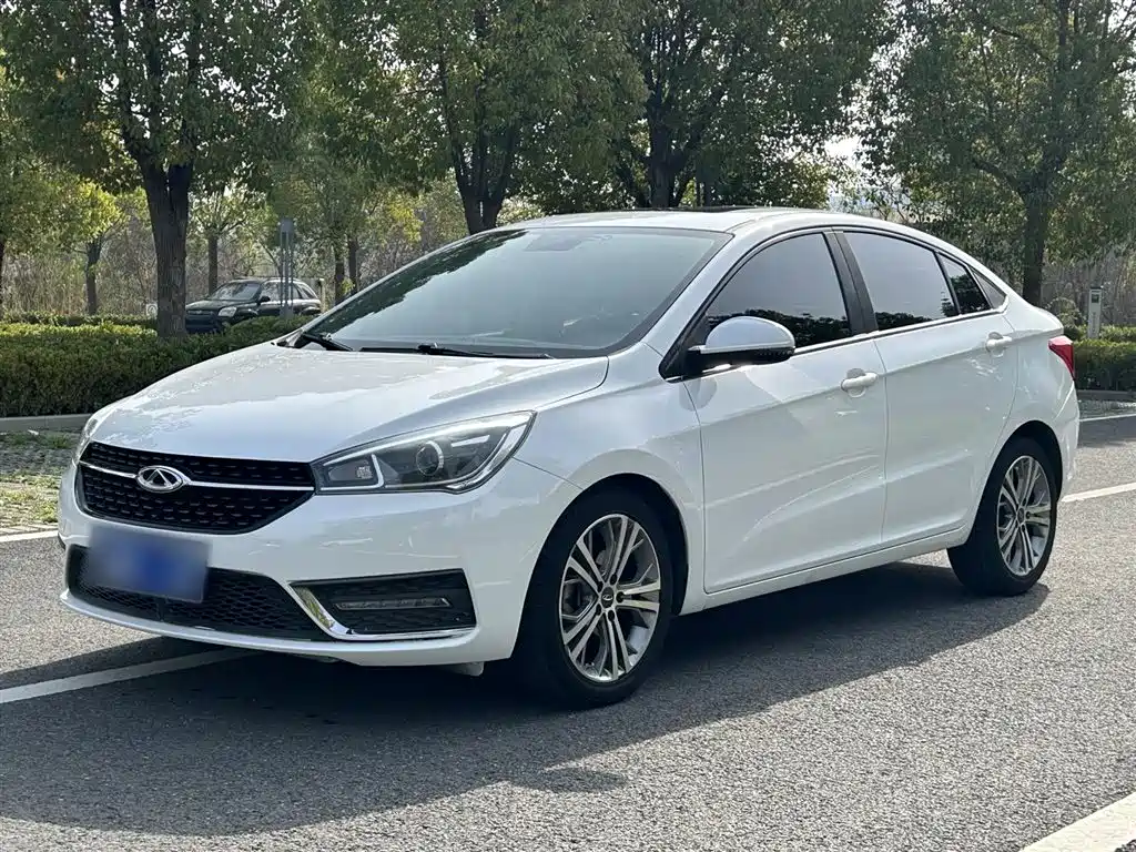 Chery Arrizo 5
