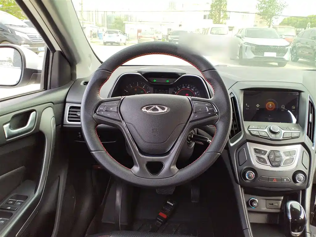 Chery Arrizo 5