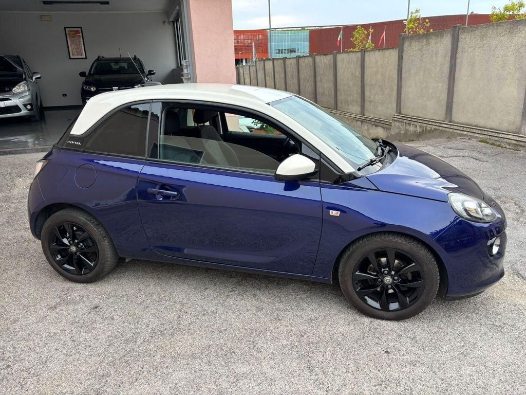 Opel Adam