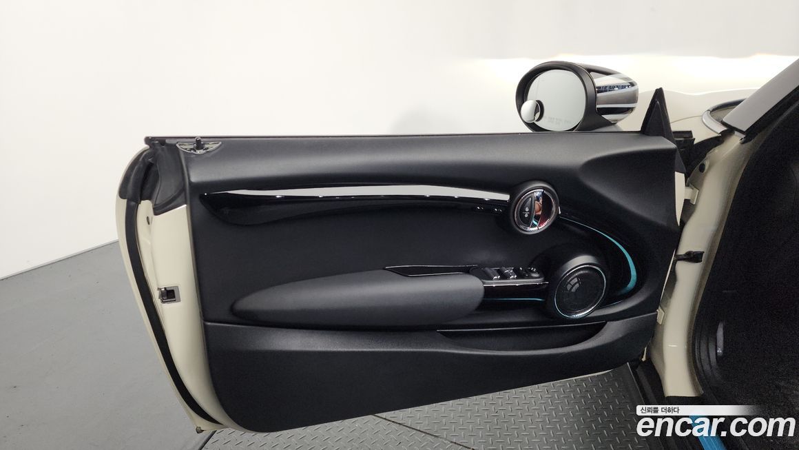 Mini Cooper Convertible