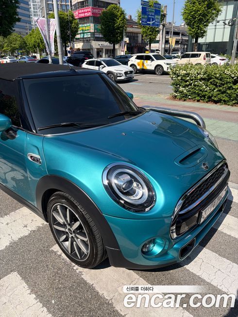 Mini Cooper Convertible
