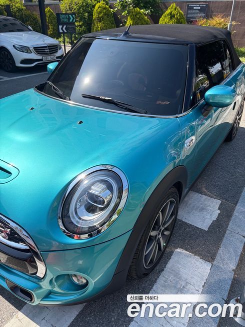Mini Cooper Convertible