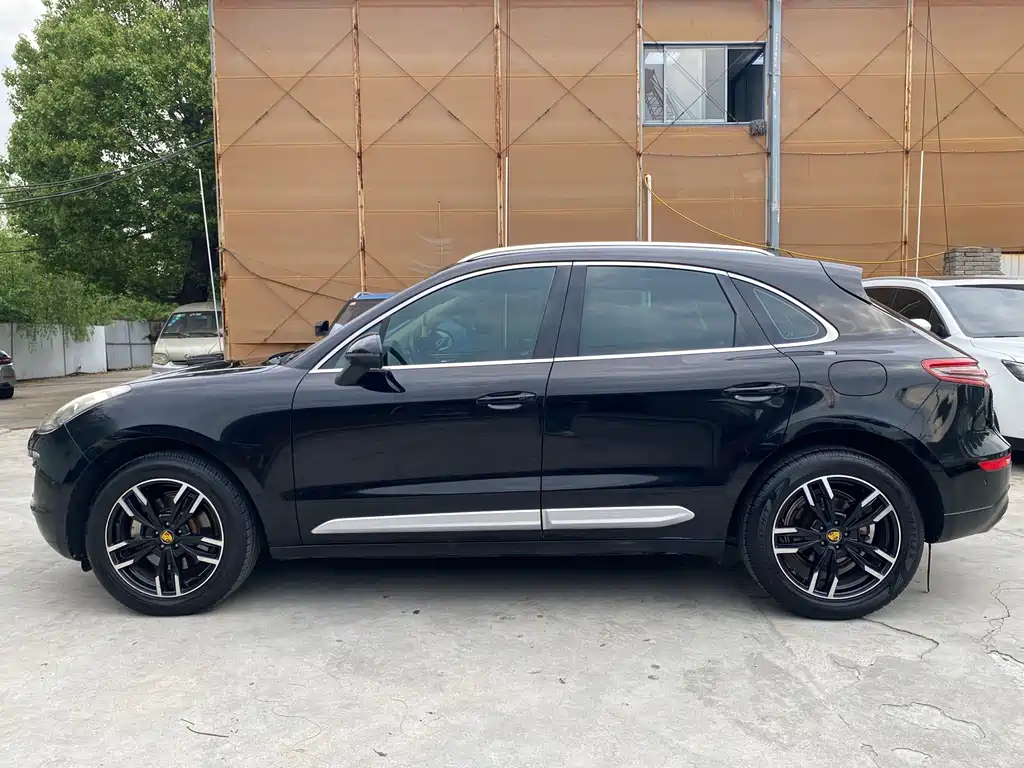 Zotye Zotye SR9