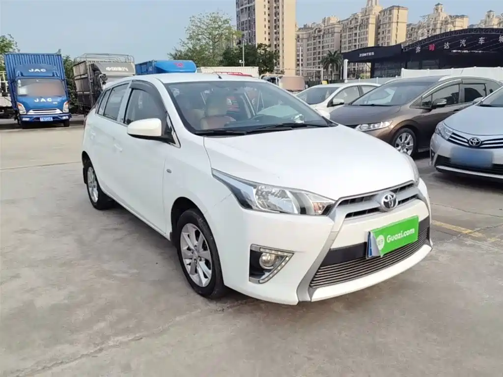 Toyota Yaris L