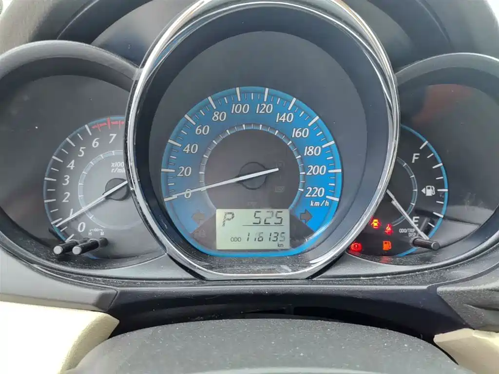 Toyota Yaris L