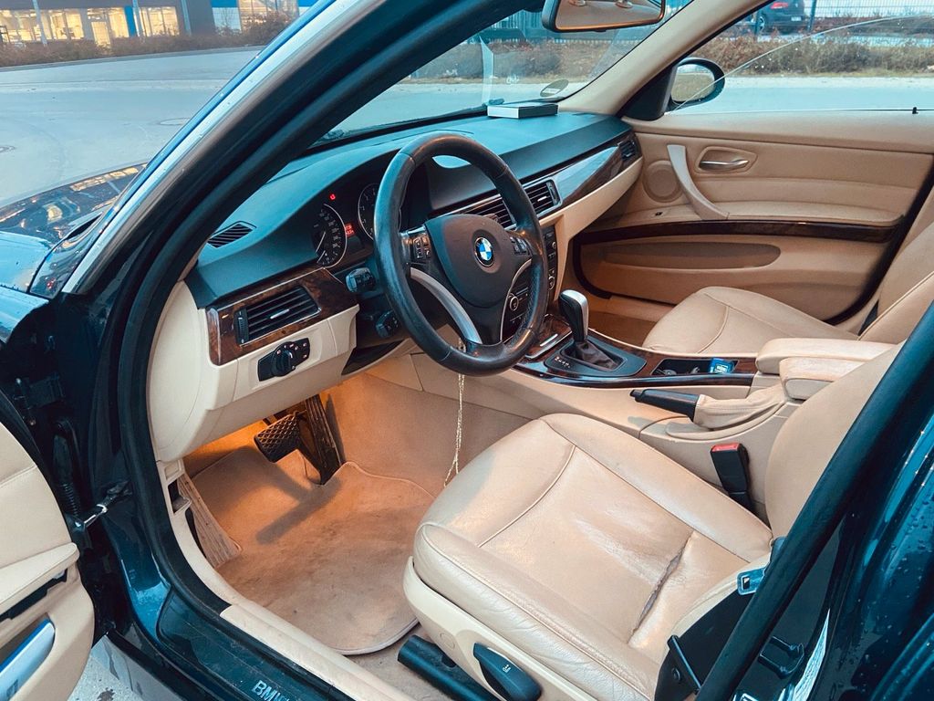 BMW 325