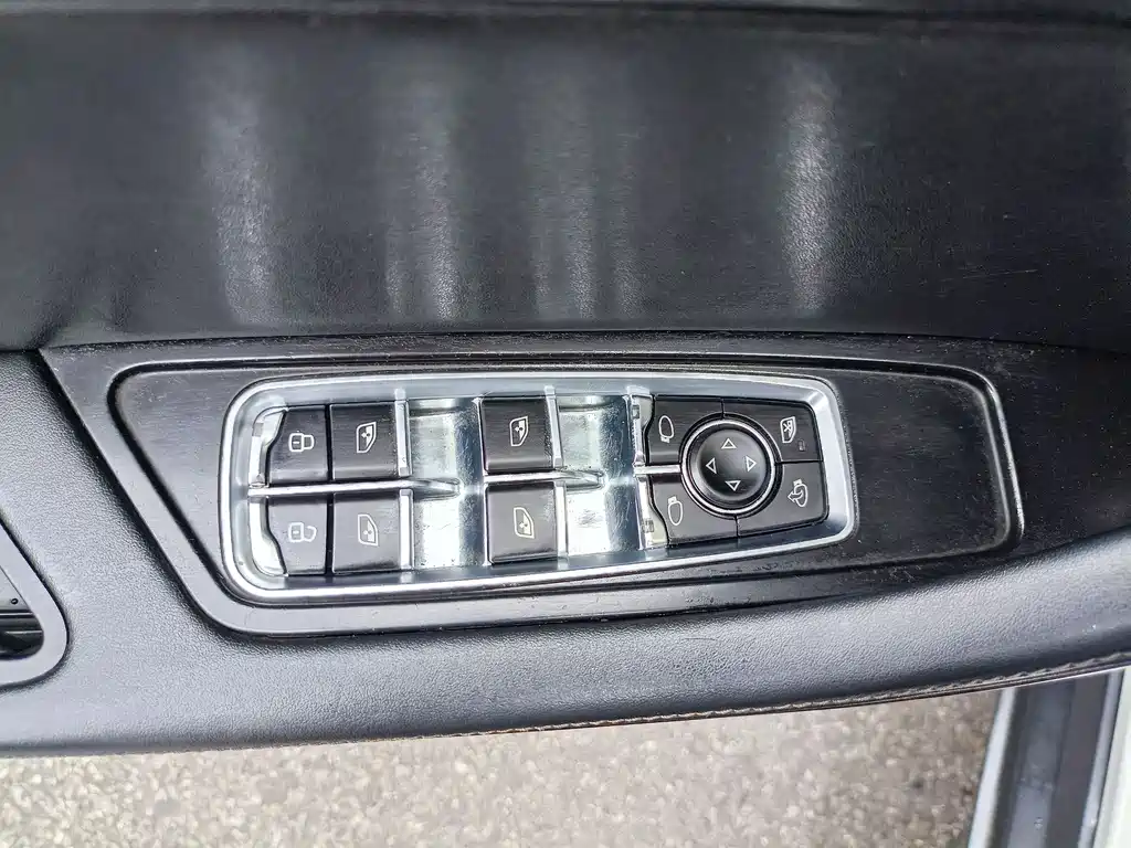 Zotye X7