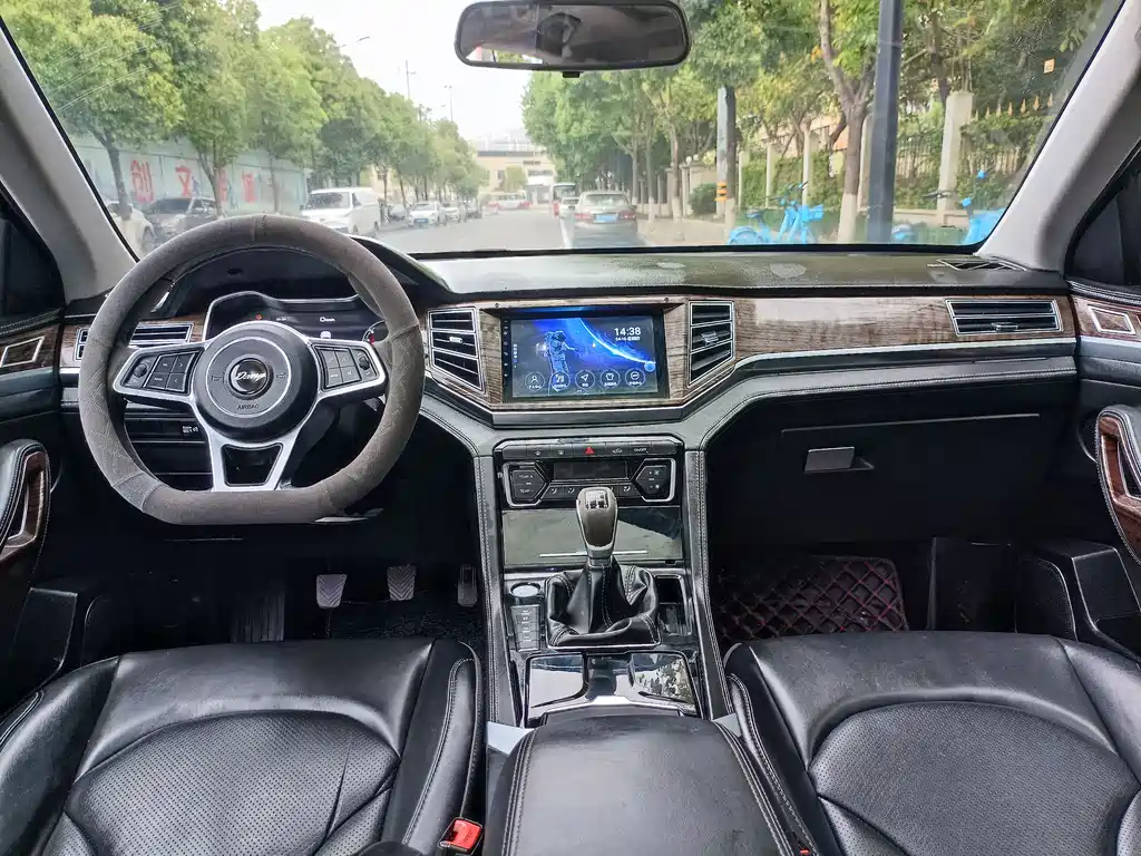 Zotye X7