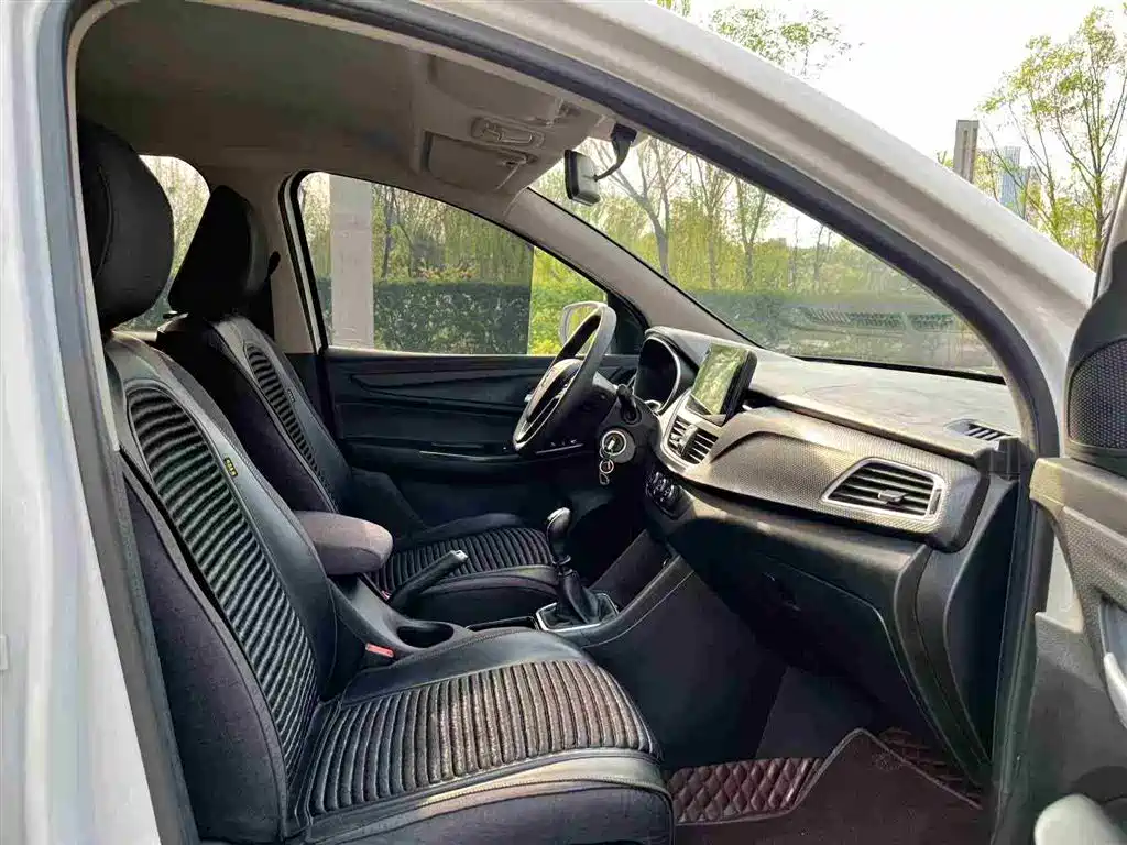 Baojun 730