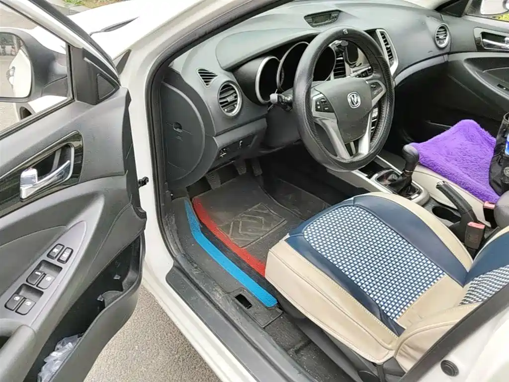Changan Eado XT
