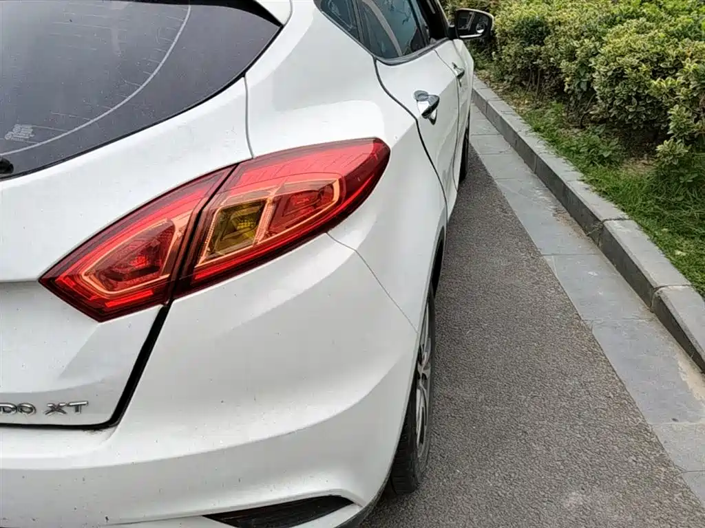 Changan Eado XT