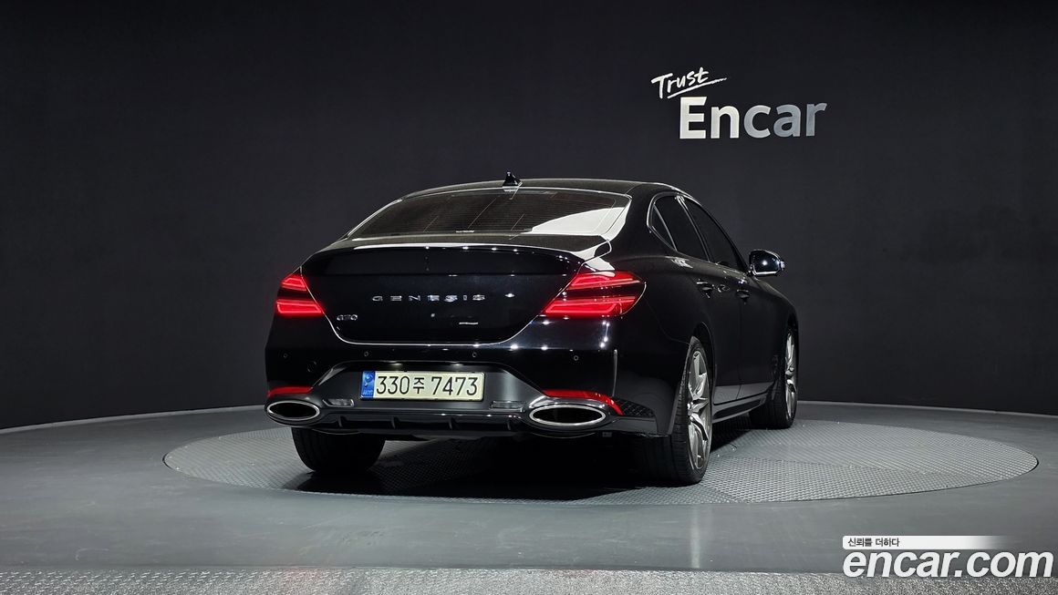 Genesis G70