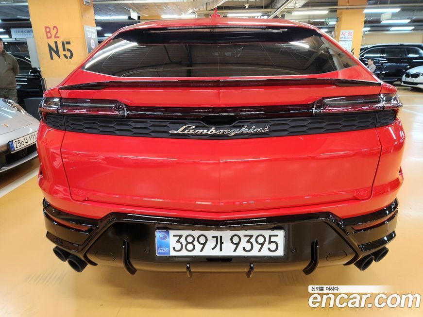 Lamborghini Urus