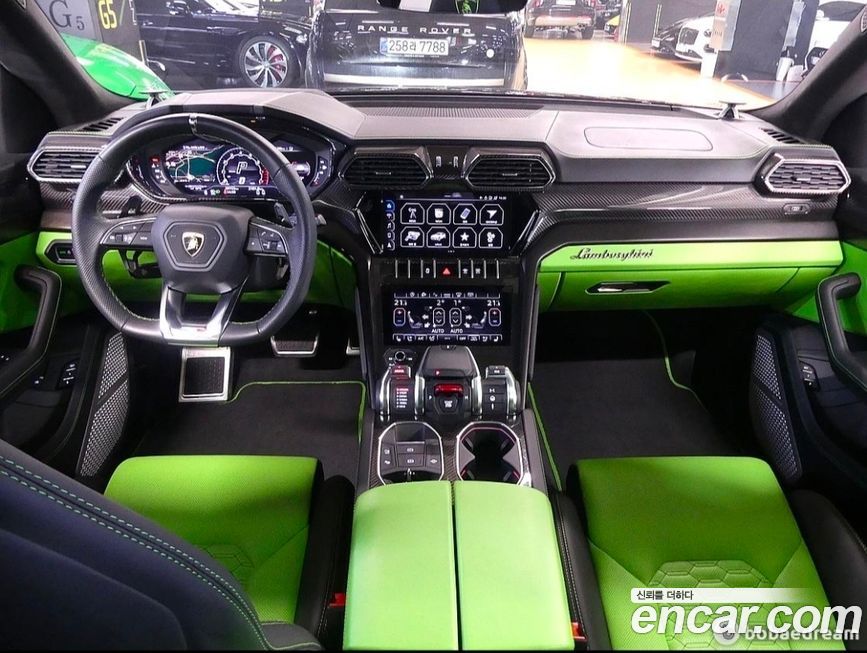 Lamborghini Urus